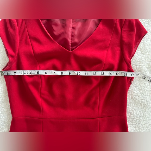 The Limited Red Rich Cap Sleeve Dress MIDI Size Women’s 8 - Picture 12 of 13